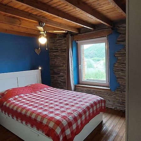 L'Ardoisiere: Jolie Maison Ardennaise. Alle Exterior foto